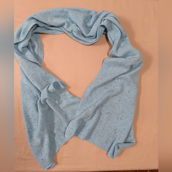 NWT: Kinross Cashmere Scarf- 17" x 75" - Picture 5 of 12